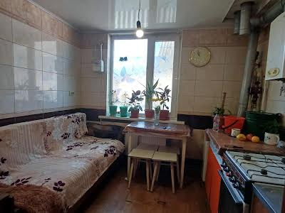 будинок за адресою Шкільна