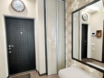 квартира за адресою Регенераторна вул., 4