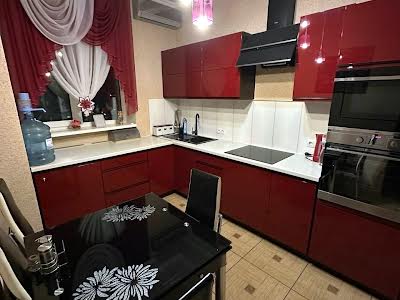 квартира по адресу Жилянская ул., 118