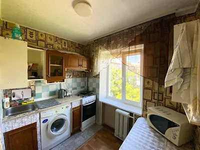 квартира за адресою Верховної Ради бульв., 31