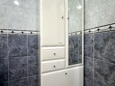 квартира за адресою Мілютенка вул., 17-В