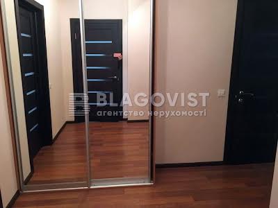 квартира за адресою Драгоманова вул., 40-З
