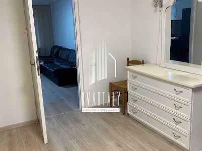 квартира за адресою Світлицького вул., 25