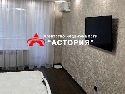 квартира за адресою Незалежної України вул. (40 років Радянської України), 39