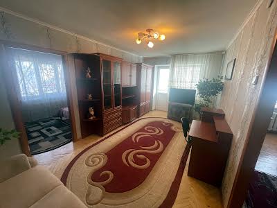 квартира за адресою Пластова вул. (Івана Сергієнка), 11