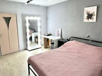 квартира за адресою Роздільна вул., 17