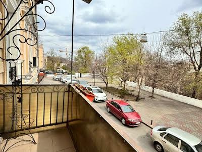 квартира за адресою Дерибасівська вул., 1