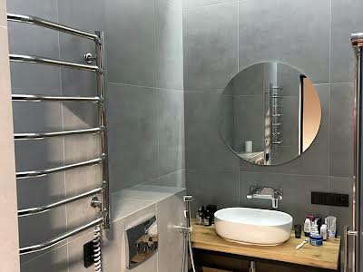 квартира за адресою Миколи Гулака вул., 4