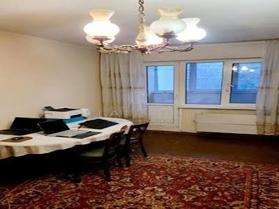 квартира по адресу Академика Глушкова просп., 33