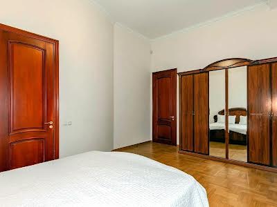 квартира за адресою Саксаганського вул., 58