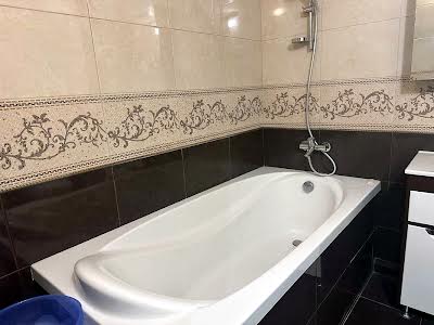 квартира за адресою Урлівська вул., 23