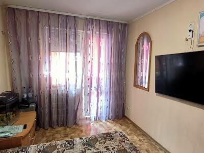 квартира за адресою Тракторобудівників, 100