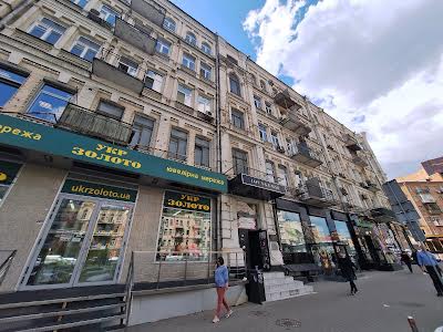 квартира за адресою Басейна вул., 12