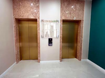 квартира за адресою Краснова вул., 3