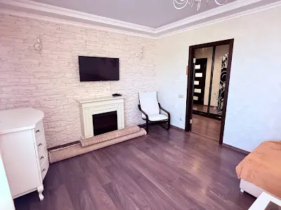квартира за адресою Мінеральна вул., 45