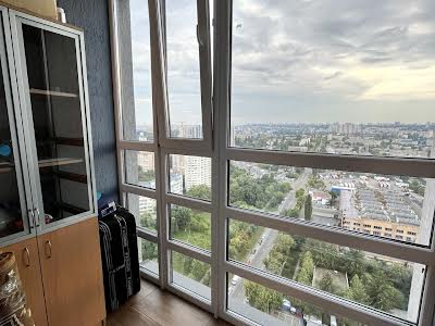 квартира за адресою Миколи Гулака вул., 4