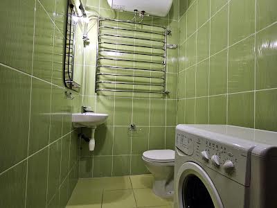 квартира за адресою Дніпровська набережна вул., 25
