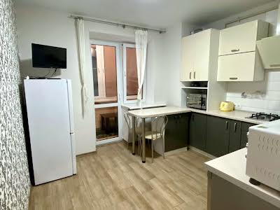квартира за адресою Уляни Кравченко вул., 8
