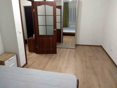 квартира за адресою Бориса Гмирі вул., 14
