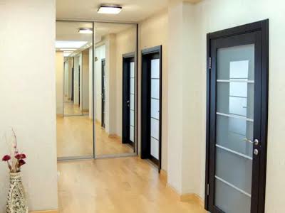 квартира за адресою Автозаводська вул., 29а