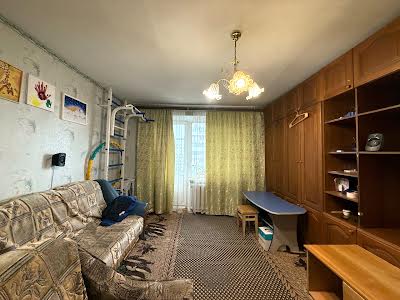 квартира по адресу Даниила Галицкого ул. (40-річчя Перемоги), 16