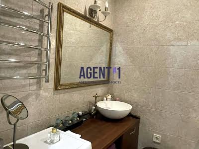 квартира за адресою Боголюбова вул., 7