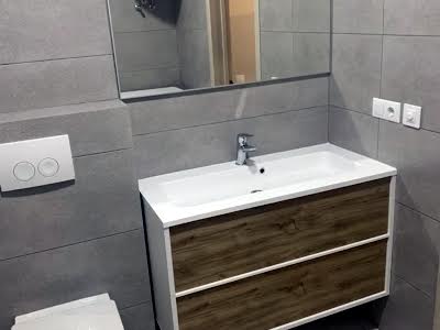 квартира за адресою Зарічна вул., 1