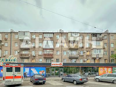 квартира за адресою Профспілок пл., 3