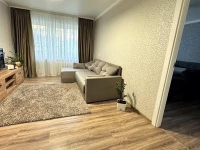 квартира за адресою Донецька вул., 53