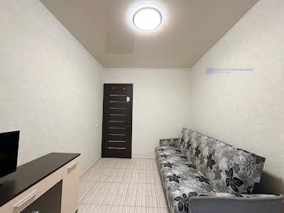 квартира за адресою Набережна Перемоги вул., 72