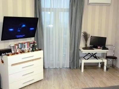 квартира за адресою Регенераторна вул., 4