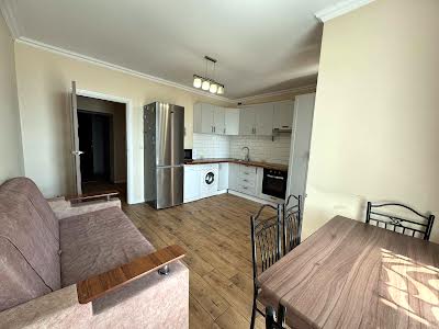 квартира за адресою Галицька вул., 120а