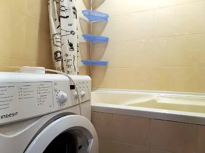 квартира за адресою Автозаводська вул., 81