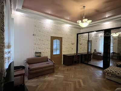 квартира за адресою Грушевського Михайла, 18