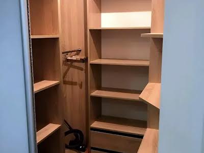 квартира за адресою Височана вул., 18