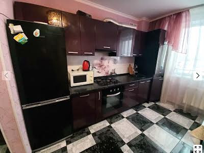 квартира за адресою Щаслива вул., 55