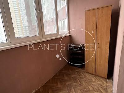 квартира за адресою Софії Русової вул., 3
