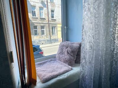 квартира по адресу Братьев Михновских ул. (Московская), 24