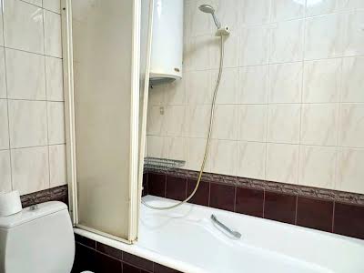квартира за адресою Івана Котляревського бульв. (Праці), 5