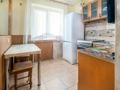 квартира за адресою Антона Головатого вул., 10