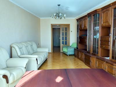 квартира за адресою Срібнокільська вул., 20