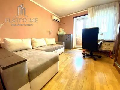 квартира по адресу Святошинская пл., 1