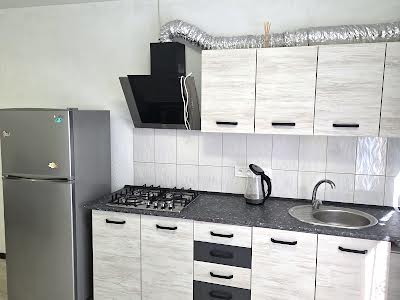 квартира за адресою Малиновского, 16