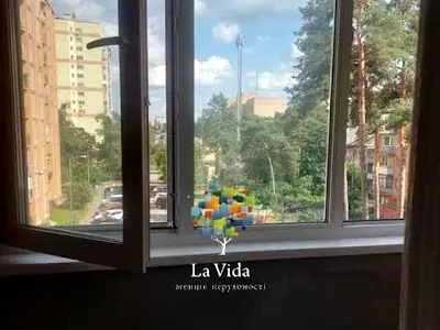 квартира за адресою Конча-Заспинська вул. (Генерала Матикіна), 18