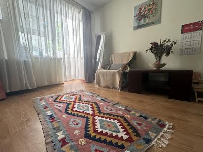 квартира за адресою Київ, Почайнинська вул., 13/9