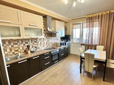 квартира по адресу Бориспольская ул., 4
