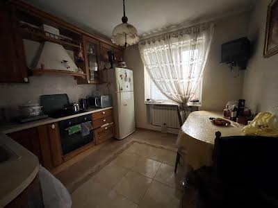будинок за адресою Сільськогосподарська вул., 16