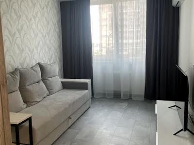 квартира за адресою Ревуцького вул., 40-Б