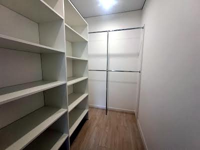 квартира за адресою Польова вул., 8