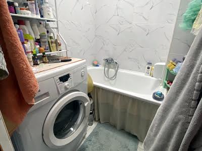 квартира за адресою Володимира Великого вул. (), 9